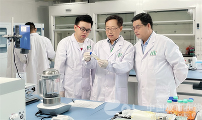 嘉興學(xué)院院士領(lǐng)軍能源科學(xué)技術(shù)研究，服務(wù)區(qū)域發(fā)展奮力推進(jìn)'兩個(gè)先行''兩個(gè)率先'